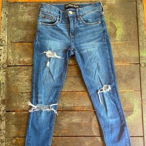 Cropped skinny destroyed jeans- Express
